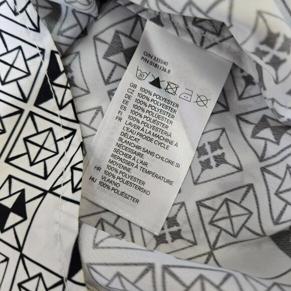 H&M White & Black Geometric Print Sleeveless Tank Top Womens Sz 2 Blouse - Picture 6 of 7